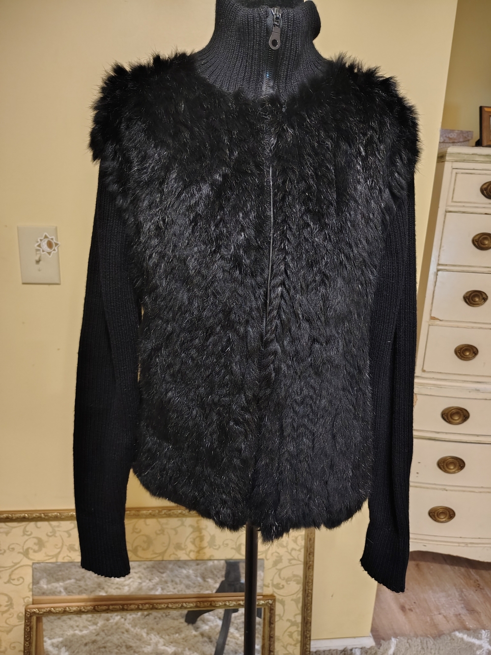 Baluchi Black Fur-Trim Sweater Size Medium Like New